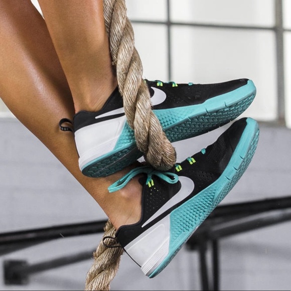 lauren fisher nike metcon 5